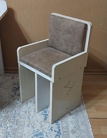 dəniz məhsulları satışı: Mətbəx üçün, İşlənmiş, Açılmayan, Dördbucaq masa, 2 stul — 3