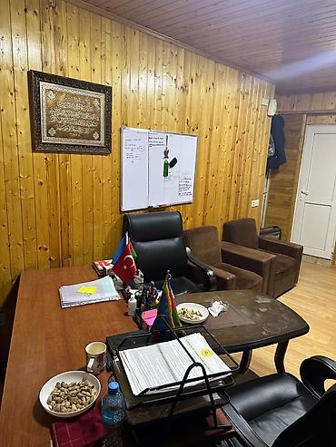 Ofis mebeli: Taxta örtüklü kabinet/ofis otağı – tam mebellə - Plan: bir otaqlı — 7