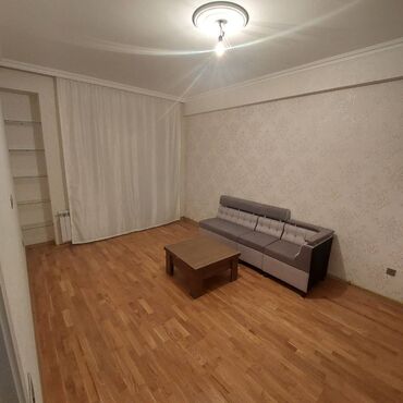 Uzunmüddətli kirayə mənzillər: Binəqədi Rayon,Kristal Abşeron binası,Herbi çağırışhın yanı 11 — 2