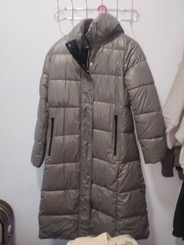 женские красные шарфы: Qadın üst geyimləri dəsti 1) Uzun şişmə palto - Rəng: boz-metallic -