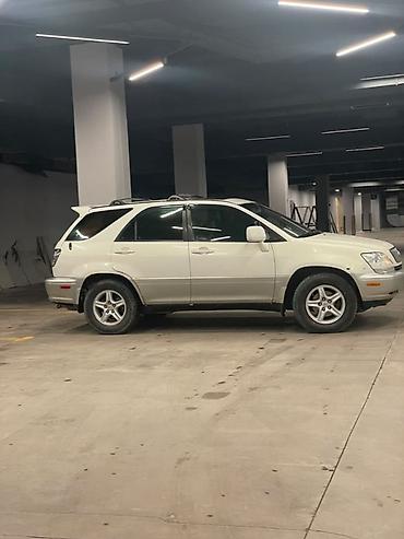 салон машины: Lexus RX: 2001 г., Автомат, Бензин, Кроссовер — 7