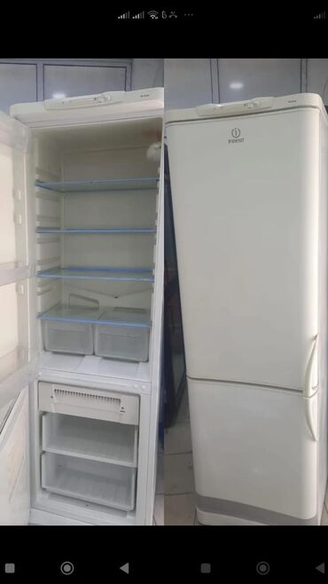 böyük soyuducu: Indesit Холодильник