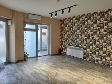 Ofislər: Salam. Şəhərin tam mərkəzində ideal vəziyyətdə obyekt icarəyə verilir -da lalafo.az — 2 Ofislər: Salam. Şəhərin tam mərkəzində ideal vəziyyətdə obyekt icarəyə verilir — 2