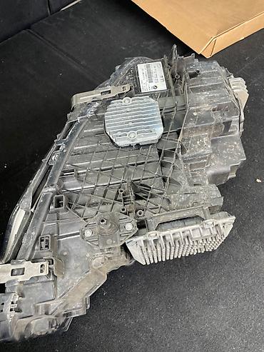bmw arxa stop: Sol, Yaxın və uzaq vuran işıqlar BMW, 2018 il, Orijinal, Almaniya, İşlənmiş — 9