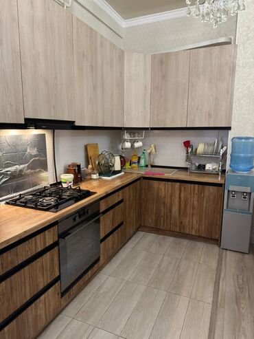 Продажа квартир: 4 комнаты, 92 м², 2 этаж — 5