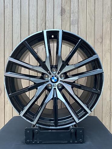 bmw e70: Диски R 22 BMW, Комплект, отверстий - 5, Новый — 1
