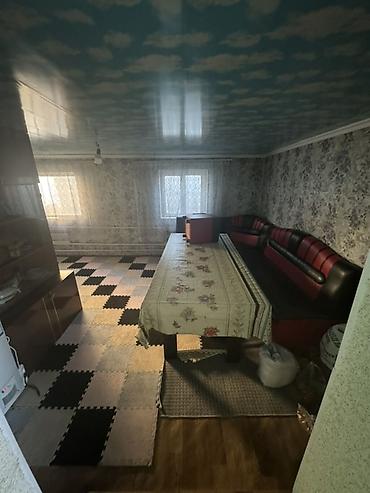 Продажа коттеджей и домов: Продаётся дом в городе Кара- Балта в хорошем районе с закрытым двором — 5