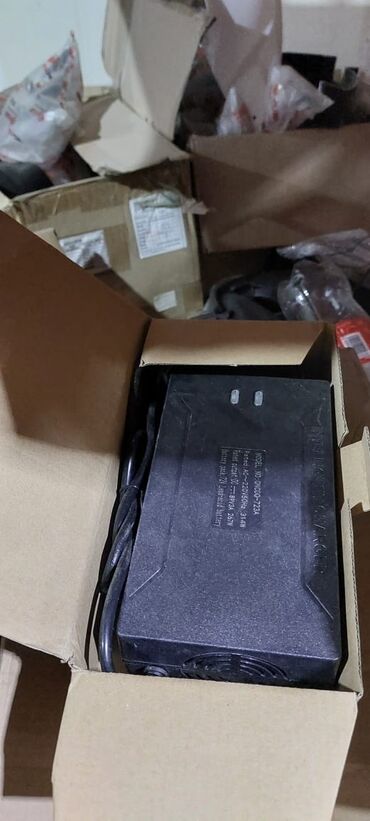 Panellər, şitlər: Dəyərli izləyicilər motosiklet üçün yeni ehtiyat hissələri tapılmayan — 16