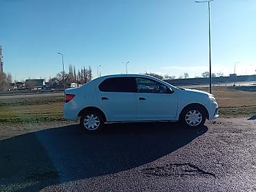 d 4d: Renault Logan: 2018 г., 1.6 л, Механика, Газ, Седан — 2