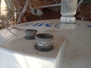 Baklar və çənlər: Bak, Plastik — 4