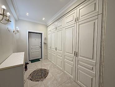 Продажа квартир: 3 комнаты, 135 м², Элитка, 12 этаж — 9