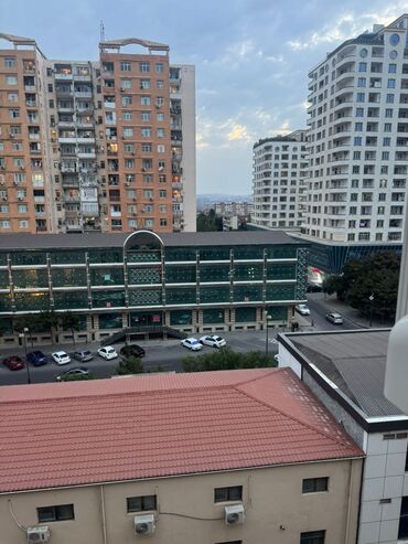 Köhnə tikili: Bakı, 4 otaqlı, Köhnə tikili, m. Həzi Aslanov, 65 kv. m — 13