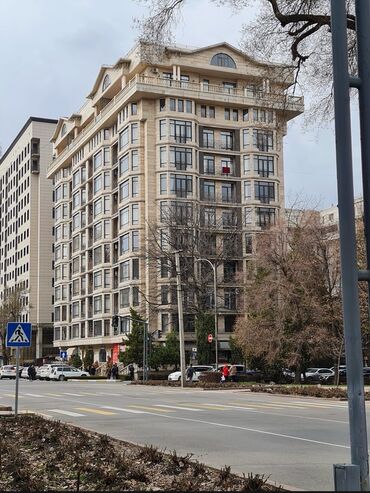 Продажа квартир: 5 и более комнат, 205 м², Элитка, 2 этаж, Дизайнерский ремонт — 1
