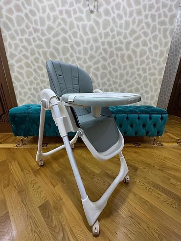 Столы для кормления: Yemek stolu 60 azn tecili satilr tam islem veziyyetdedir remenlerise — 2