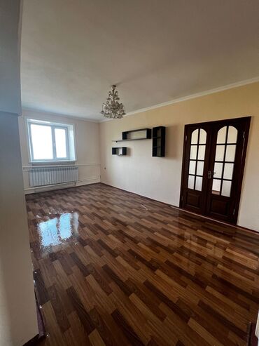 Продажа квартир: 4 комнаты, 78 м², Индивидуалка, 4 этаж, Старый ремонт
