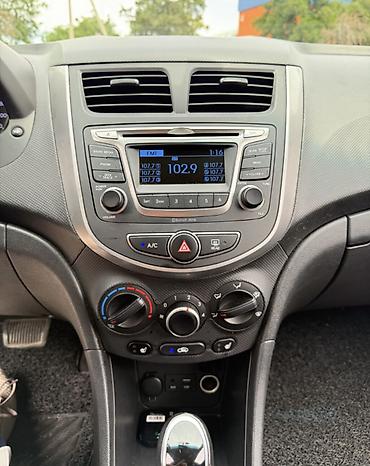 Транспорт: Hyundai Accent: 2019 г., 1.4 л, Автомат, Бензин, Седан — 10