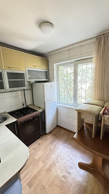 Продажа квартир: 3 комнаты, 58 м², 6 мкр 104 серия, 2 этаж, Евроремонт — 3