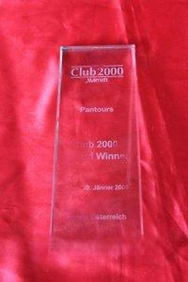 Ostali predmeti za umetnost i kolekcionarstvo: STAKLENA PLAKETA CLUB 2000, MARRIOTT, 2006. | Staklena Plaketa Club — 15