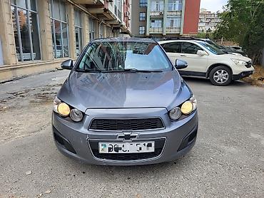 Chevrolet Aveo sedan - Korpus: 4 qapılı sedan, boz (metallic) rəng -