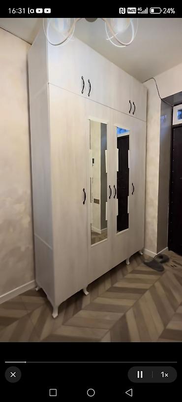 qardirob: Mebel: Gardırob (3 güzgülü, çoxotlu) - Rəng: açıq krem - Ön paneldə 3 — 5