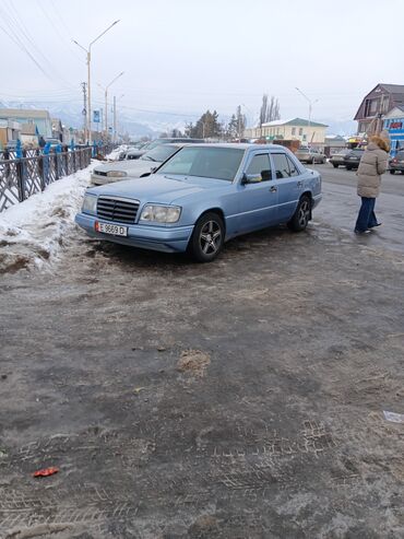 Mercedes-Benz: Мерс 124 Ешка плита мотор 2,2обем 1993 жылкы