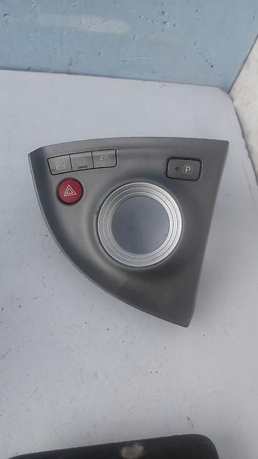 abs prius: Сenter console Toyota 2013 г., Б/у, Оригинал, Япония — 2