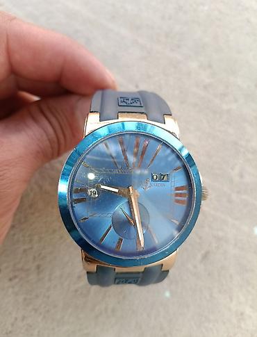 ucuz kask: Ulysse Nardin tərzində mavi rəngli kişi qol saatı. - Geniş, dairəvi — 1