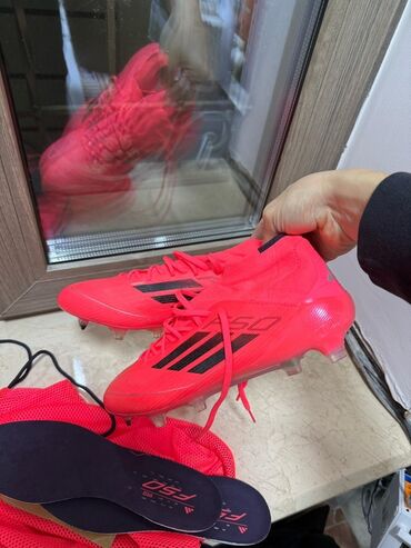 речной жемчуг цена: Футбольные бутсы мужские Adidas f50 Абсолютно новые, профессиональные