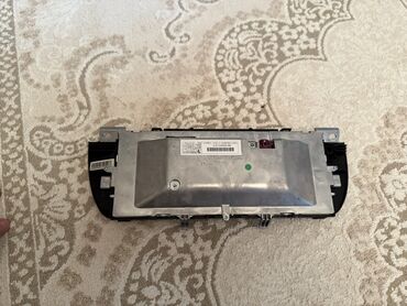 игровой монитор: Salam bmw f10 manitoru orginal ideal veziyyetde