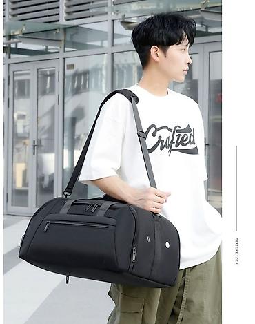 Спортивные сумки: ПРОДАЮ НОВУЮ ОЧЕНЬ КАЧЕСТВЕННУЮ И СТИЛЬНУЮ СУМКУ/РЮКЗАК,ПОДОЙДЕТ КАК — 15