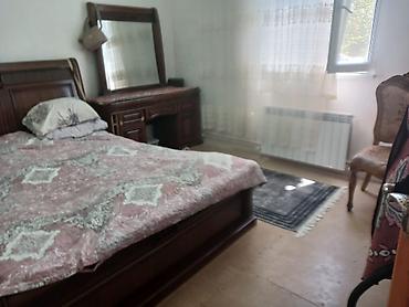 ev və bağ: Satılır 57.000 manata mebellı 6 otaqlı ev 2 ayrı ev cəmi bir yerdə — 3