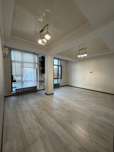 продаю дом робочий городок: 3 бөлмө, 77 кв. м, Элитка, 2 кабат, Косметикалык ремонт