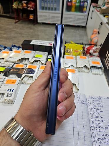 samsung z fold 3 ikinci el: Samsung Galaxy Z Fold 6, 256 GB, rəng - Göy, Barmaq izi — 4