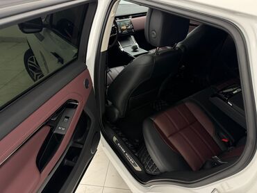 Land Rover: Land Rover Range Rover Evoque: 2024 г., 2 л, Автомат, Бензин, Кроссовер — 5