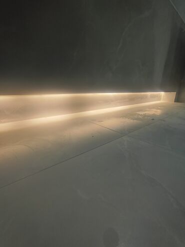 Сантехники: . Кафельщик. Кафельщик — 8