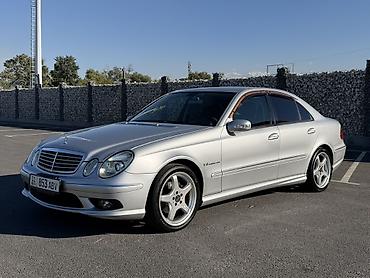овальный: Mercedes-Benz E-класс AMG: 2004 г., 2.4 л, Автомат, Бензин, Седан — 1