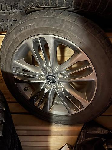r17 honda: Комплект зимних шин с оригинальными легкосплавными дисками Toyota. - — 1