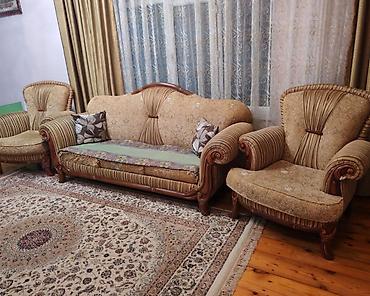 Qonaq otağı dəstləri: İşlənmiş, Kredit yoxdur, İtaliya — 1