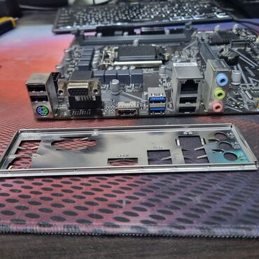купить материнскую плату для компьютера: Материнская плата, Новый, Gigabyte, LGA1200, Для ПК