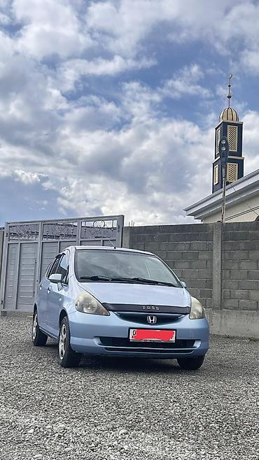 Унаа: Honda Jazz: 2004 г., 1.3 л, Кол менен иштөөчү, Бензин, Хетчбек — 1