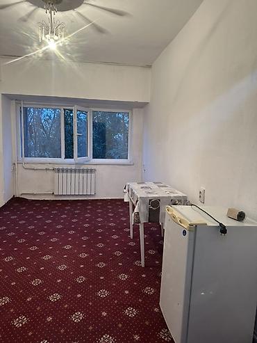 аред: Комната в общежитии/малосемейке. - Площадь: ориентировочно 14–18 м² — 1