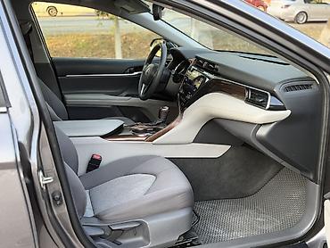 chrysler pacifica: Toyota Camry: 2020 г., 2.5 л, Вариатор, Гибрид, Седан — 8
