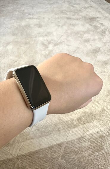 huawei p smart: Satilir!!! Huawei Whatch Fit elagant! Limit seriadir! Baku