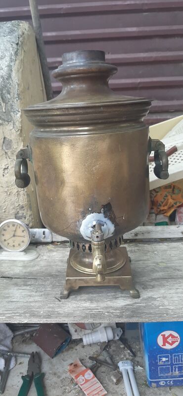 Samovarlar: İşlənmiş Od Samovar, 4 l, Ünvandan götürmə
