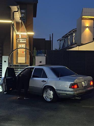 stance: Mercedes-Benz W124: 1994 г., 3.2 л, Автомат, Бензин, Седан — 7