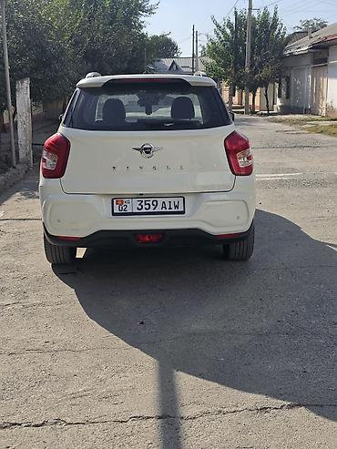 2022: Ssangyong Tivoli: 2022 г., 1.5 л, Автомат, Бензин, Внедорожник — 1