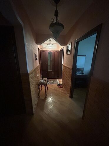 Köhnə tikili: 4 otaqlı mənzil – geniş və işıqlı planlama - Otaqlar: 4 ayrı otaq — 3