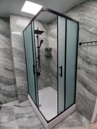Duş kabinaları, arakəsmələr: Yeni Arakəsmə, Düzbucaqlı, Pulsuz çatdırılma — 4