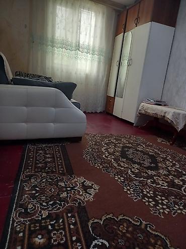 Mənzillər: 1 otaqlı mənzil – mətbəx, sanitar qovşaq və zal Xüsusiyyətlər: - Ayrı — 3