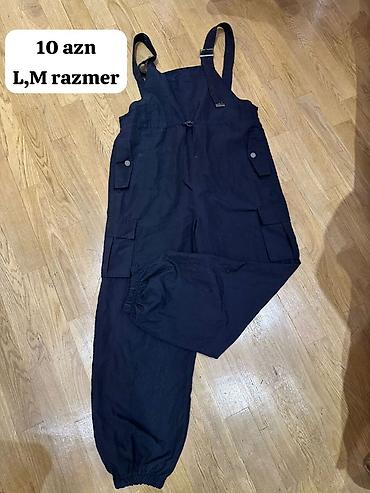 Qadın üçün tünd rəngli kombinezon (şalvar-tipli overall). - Razmer: M